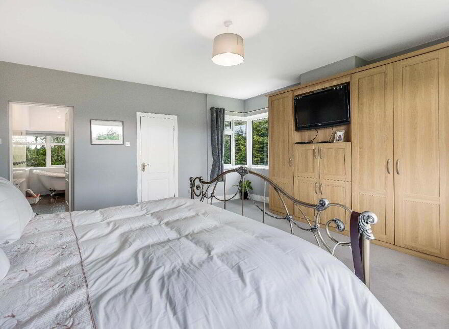 Ballymadun, Ashbourne, A84TR24