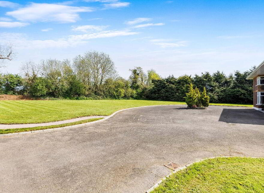 Ballymadun, Ashbourne, A84TR24
