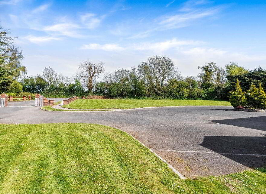 Ballymadun, Ashbourne, A84TR24