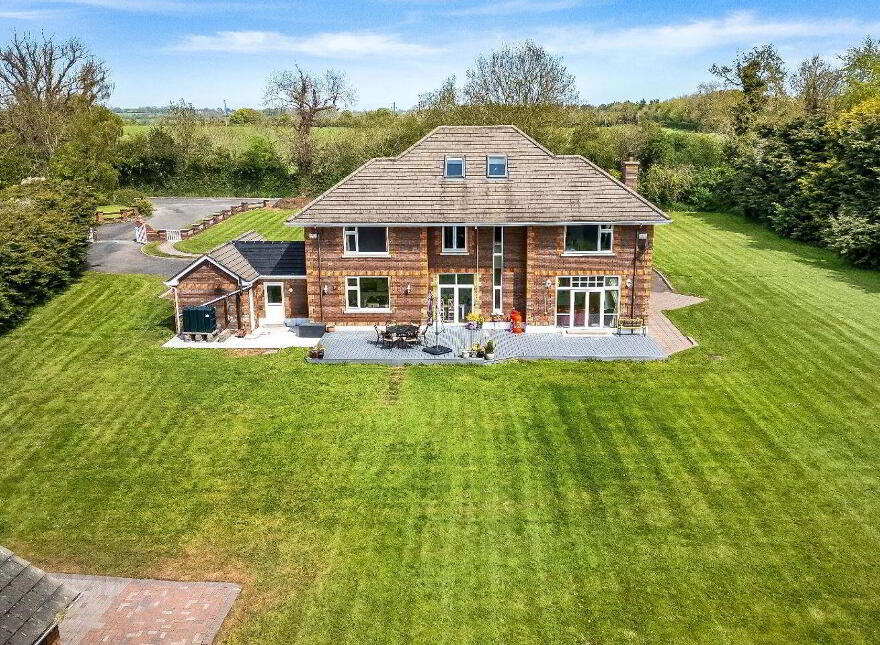 Ballymadun, Ashbourne, A84TR24