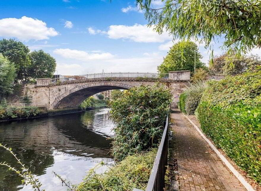 13 Bridge Water Quay, Conyngham Road, Kilmainham, Kilmainham, D08CC08