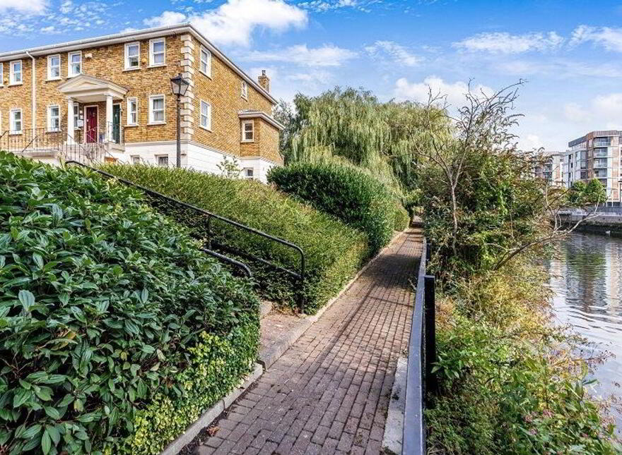 13 Bridge Water Quay, Conyngham Road, Kilmainham, Kilmainham, D08CC08