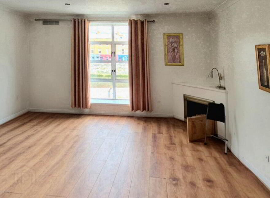Apartment 1 Pier 19 Bridgefoot Street, Dublin 8, D08H012