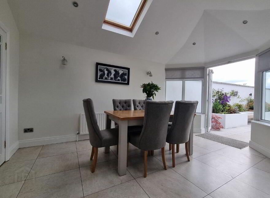 20 Falcarragh Road, Whitehall, Whitehall, D09HW24