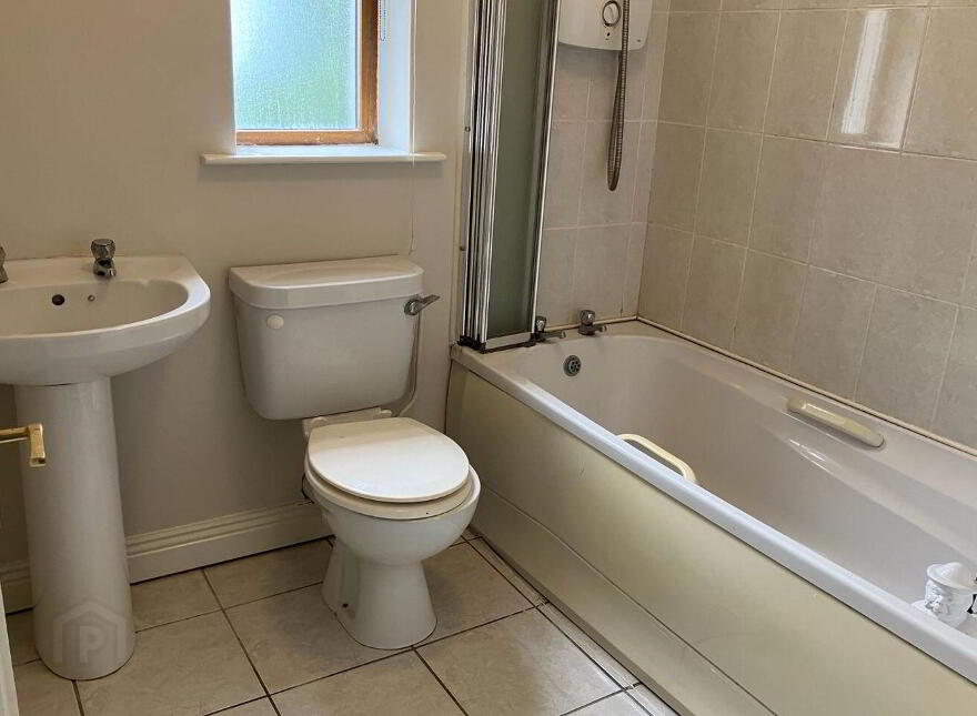 42 Clonguish Court, Newtownforbes, N39TC04