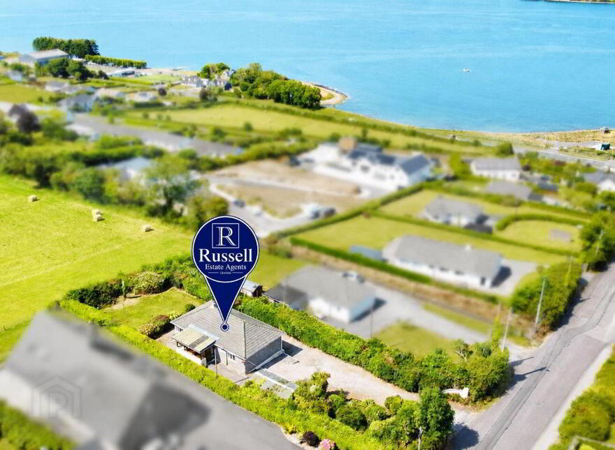 Ardmore, Lower Aghada, Midleton, P25Y751