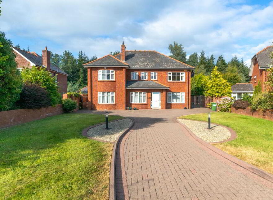Sonas, 8 The Links, Old Golf Links Road, Blackrock, A91F897 photo