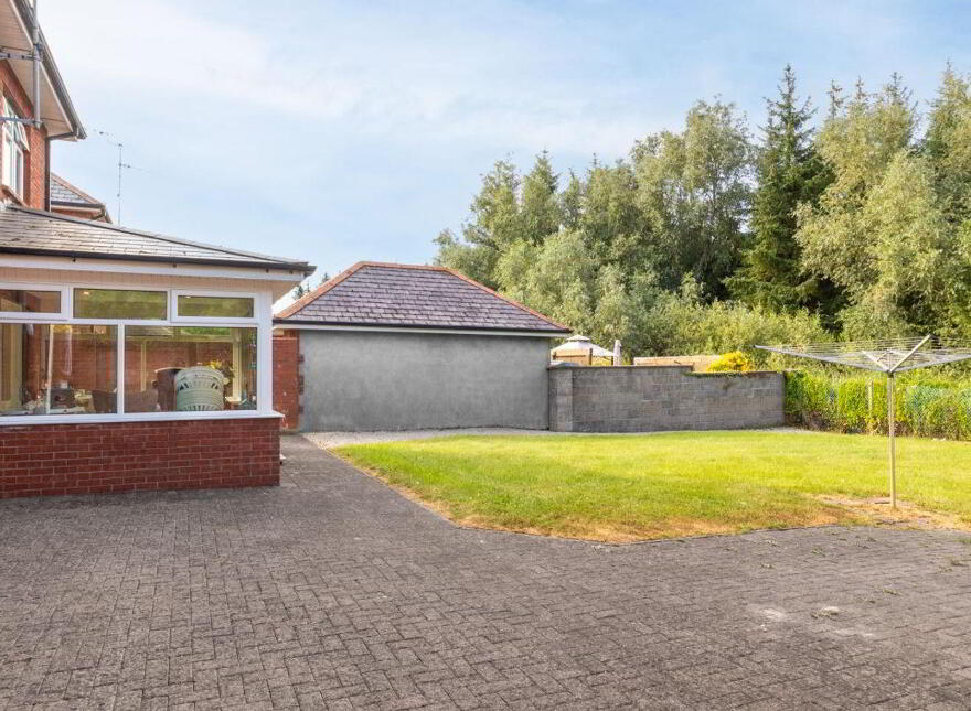 Sonas, 8 The Links, Old Golf Links Road, Blackrock, A91F897
