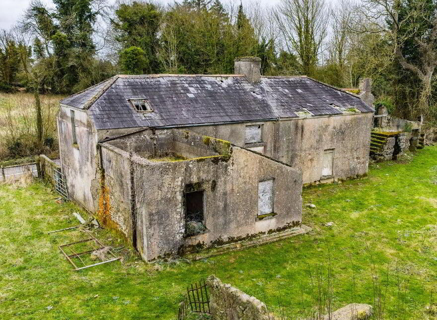 Gorteen, Johnstownbridge