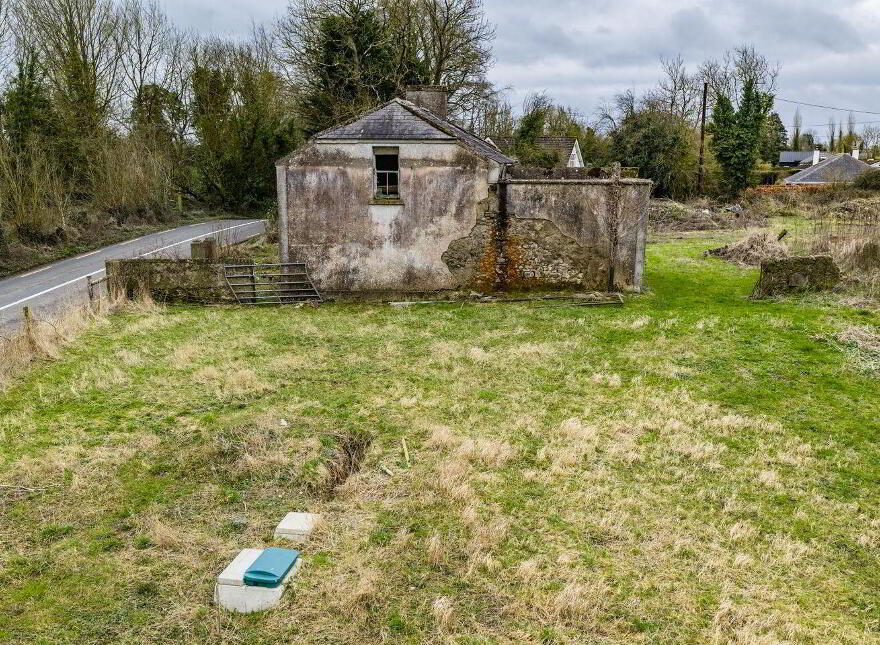 Gorteen, Johnstownbridge