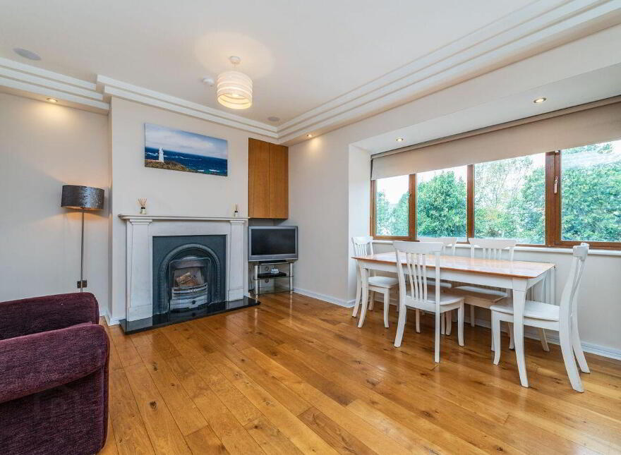 Apartment 6 Ornamental Gardens, Oldtown Demesne, Naas, W91HN82