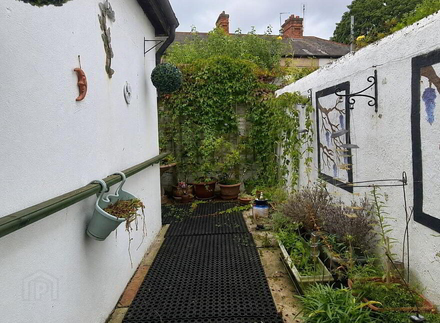 Woodside, 1 Saint Bridget's Avenue, New Street, South Circular Road, V94XNH4