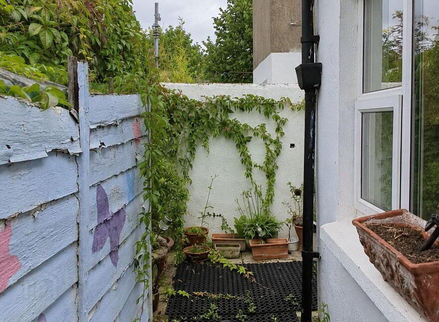 Woodside, 1 Saint Bridget's Avenue, New Street, South Circular Road, V94XNH4