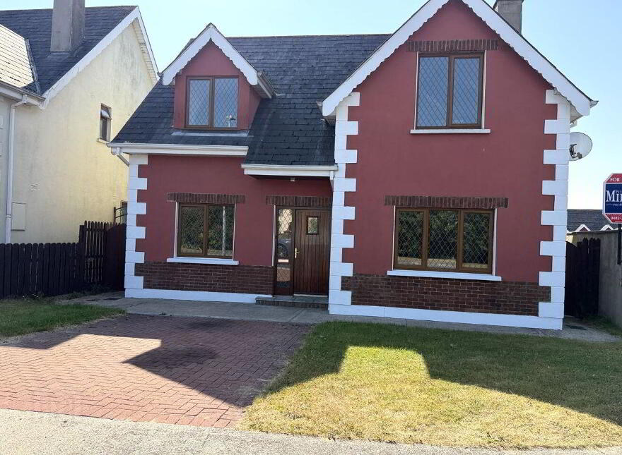 37 Castle Manor, Ferns, Y21YK10 photo