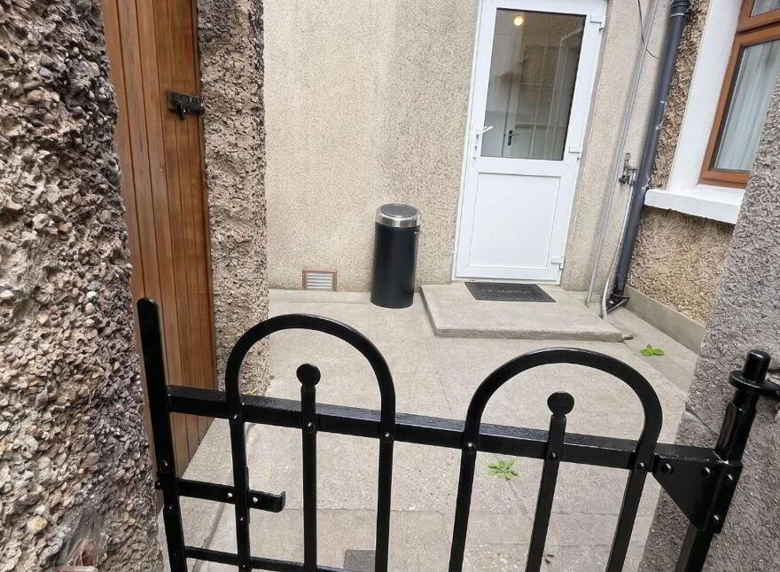 65 Saint Peter's Place, Arklow, Y14NX09