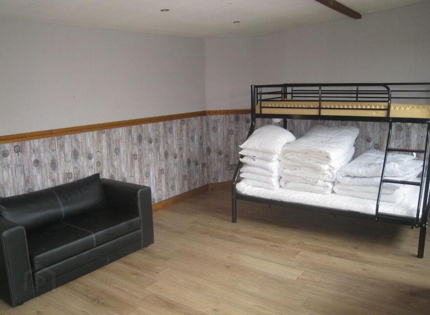 Curry, Edgeworthstown, N39PE81
