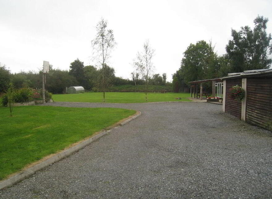 Curry, Edgeworthstown, N39PE81