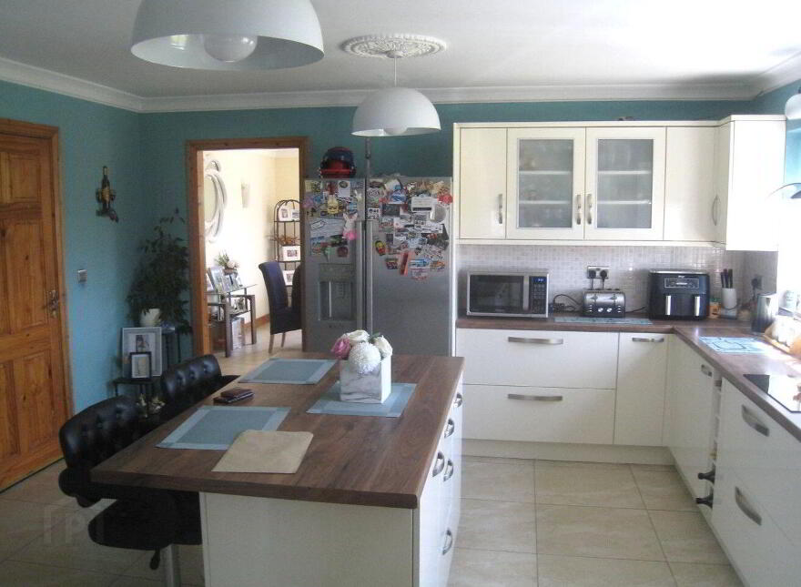 Lackan, Edgeworthstown, N39XT44