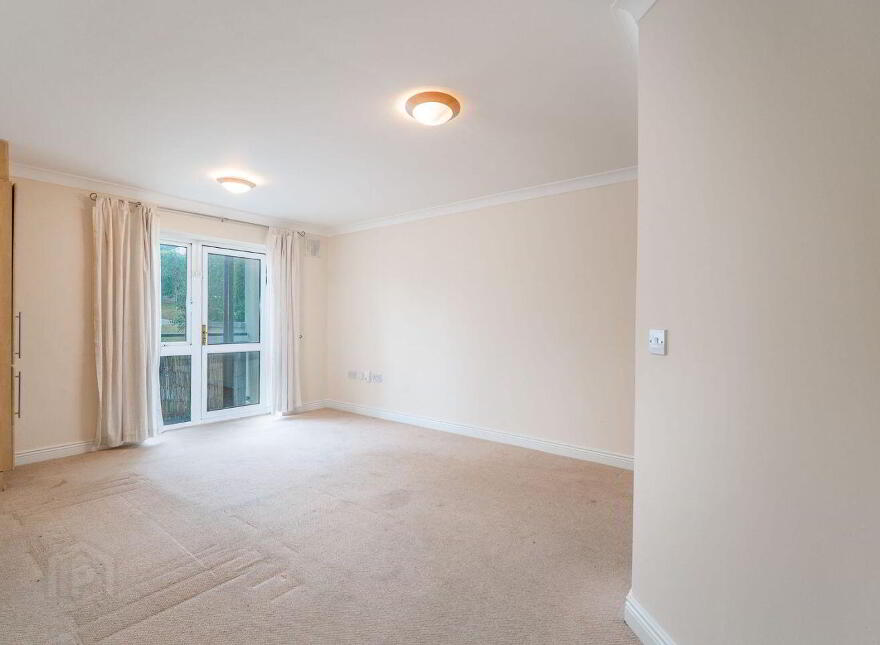 Apartment 16 The Cedar Stepaside, Stepaside, D18PH26