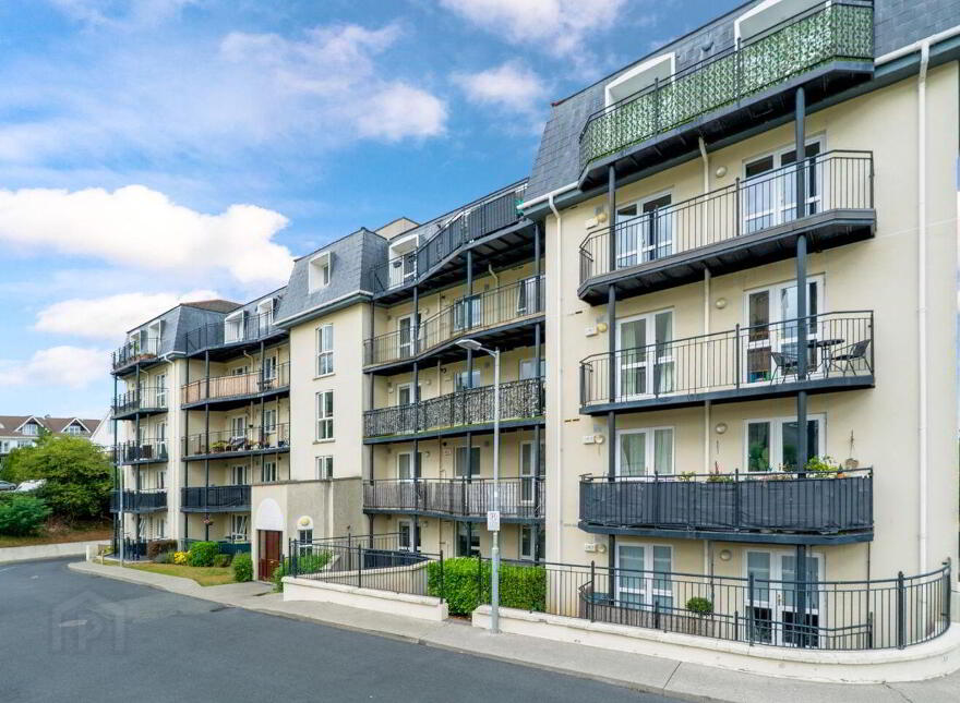 Apartment 16 The Cedar Stepaside, Stepaside, D18PH26 photo