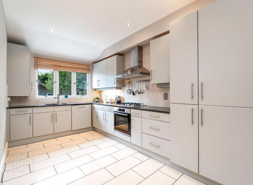 11 Belarmine Close, Belarmine, Stepaside, Stepaside, D18A363
