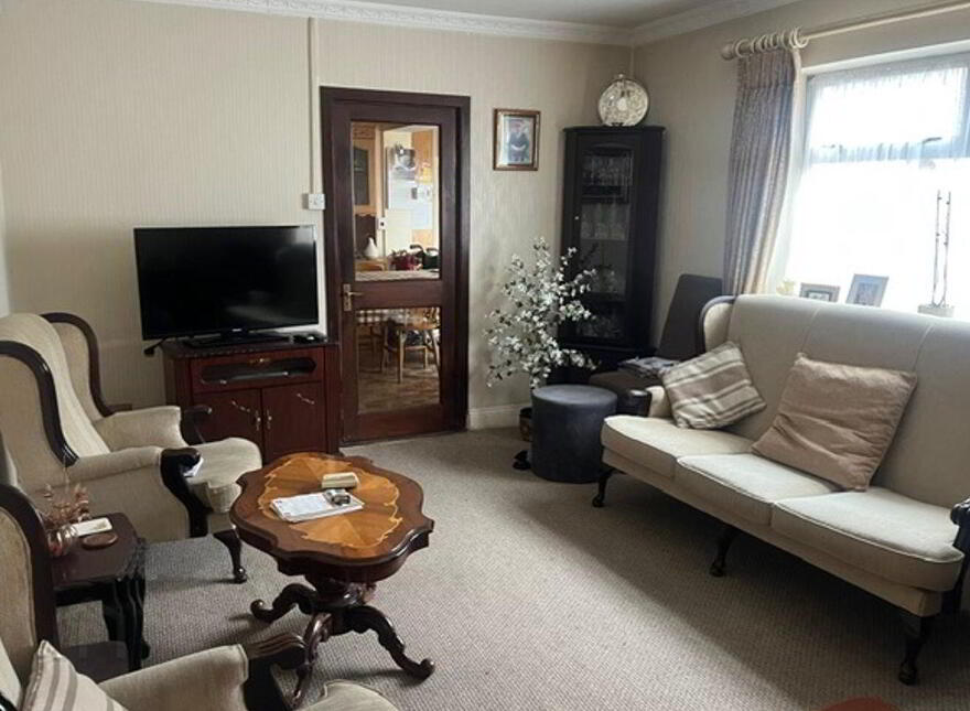 Main Street, Banagher, R42FK02