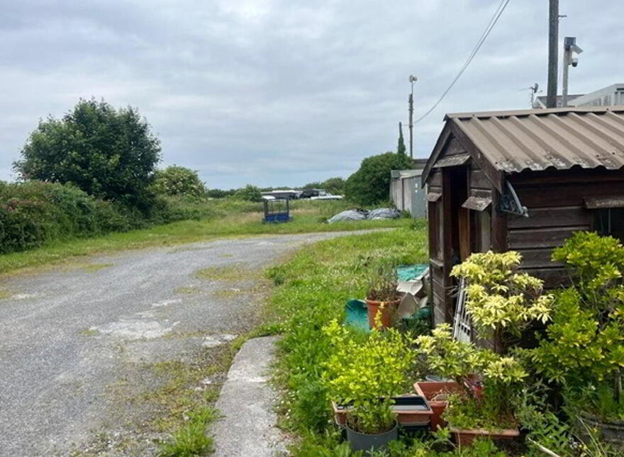 Main Street, Banagher, R42FK02