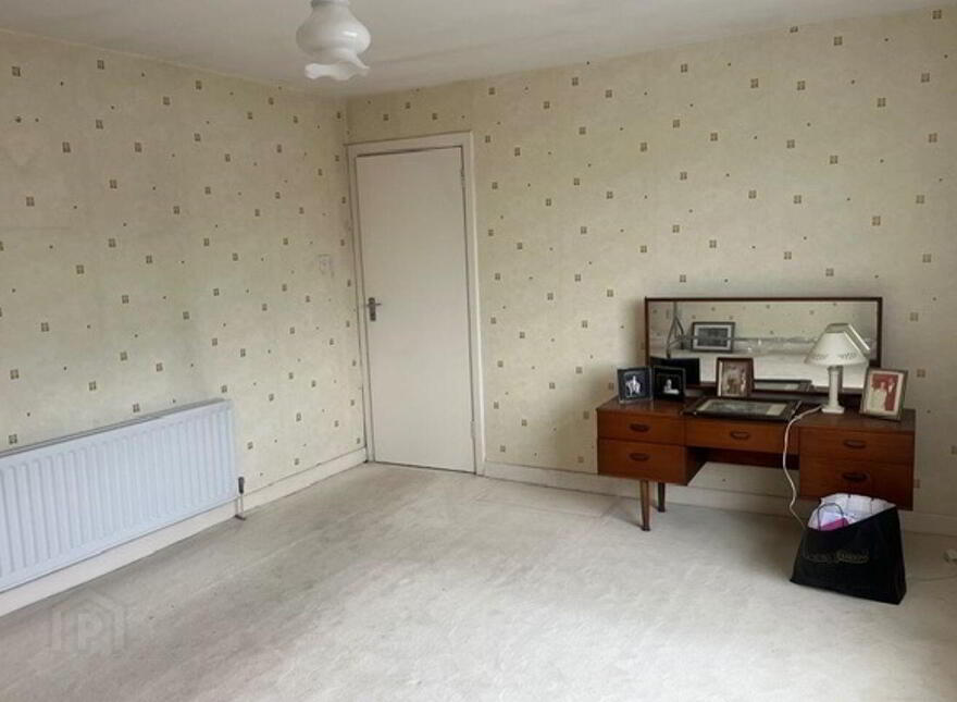 Main Street, Banagher, R42FK02