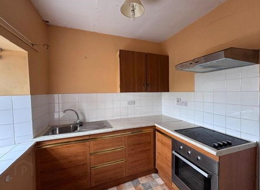 Upper Main Street, Banagher, R42DP44