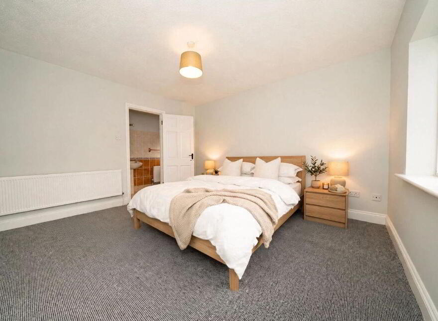 8 The Brambles, Classes Lake, Ballincollig, P31PC43