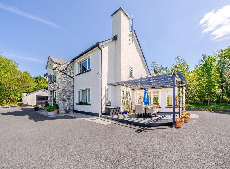 Currinara, Foxford, F26X59E