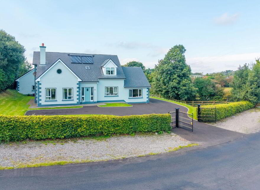 Belgarrow, Foxford, F26PX95 photo