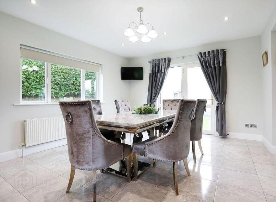 Belgarrow, Foxford, F26PX95