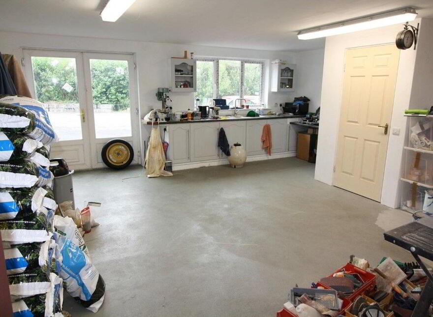 Derrycontoort East, Newport, Newport, F28PW50