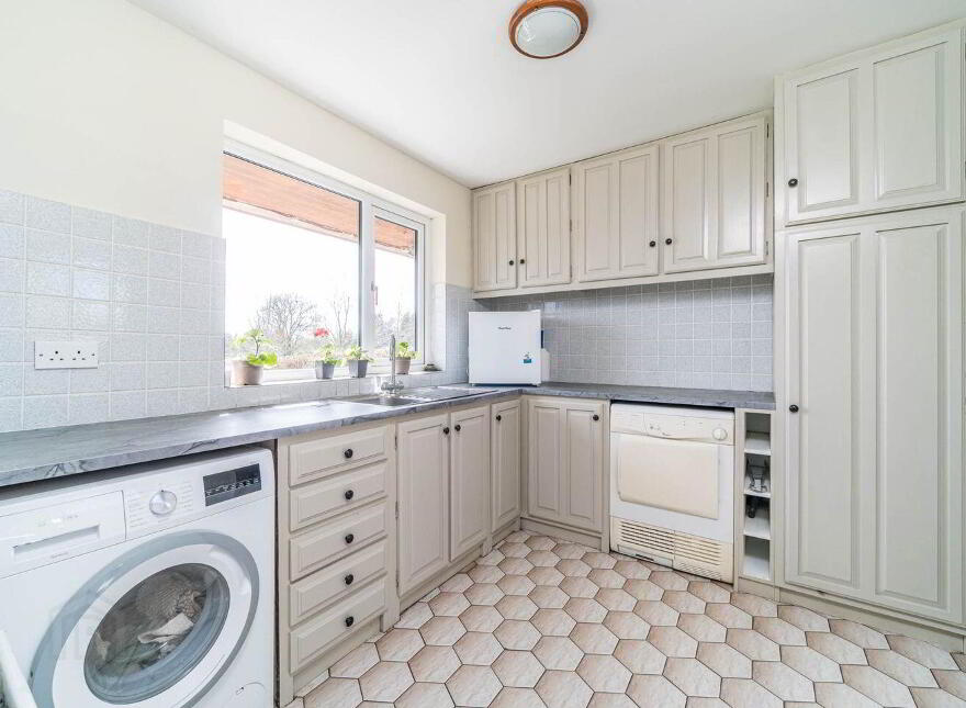 Rathglasson, Silliothill, Kilcullen, R56A402