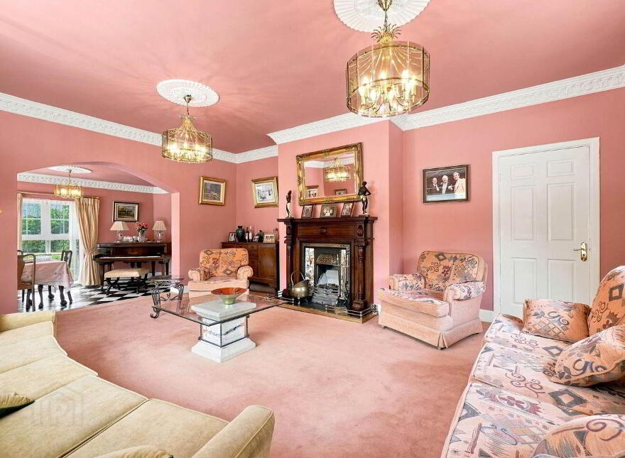 The Willows, Daars, Sallins, W91F5Y4