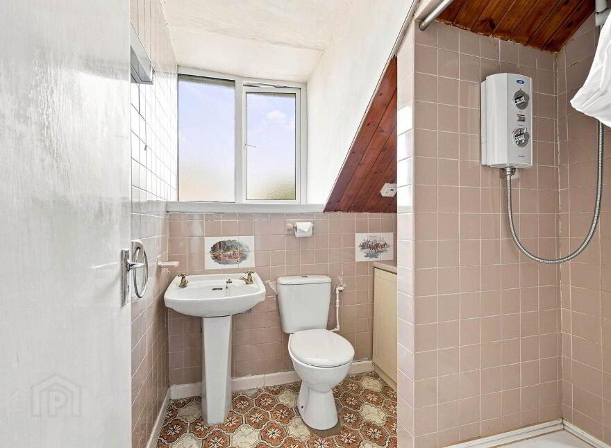 The Willows, Daars, Sallins, W91F5Y4