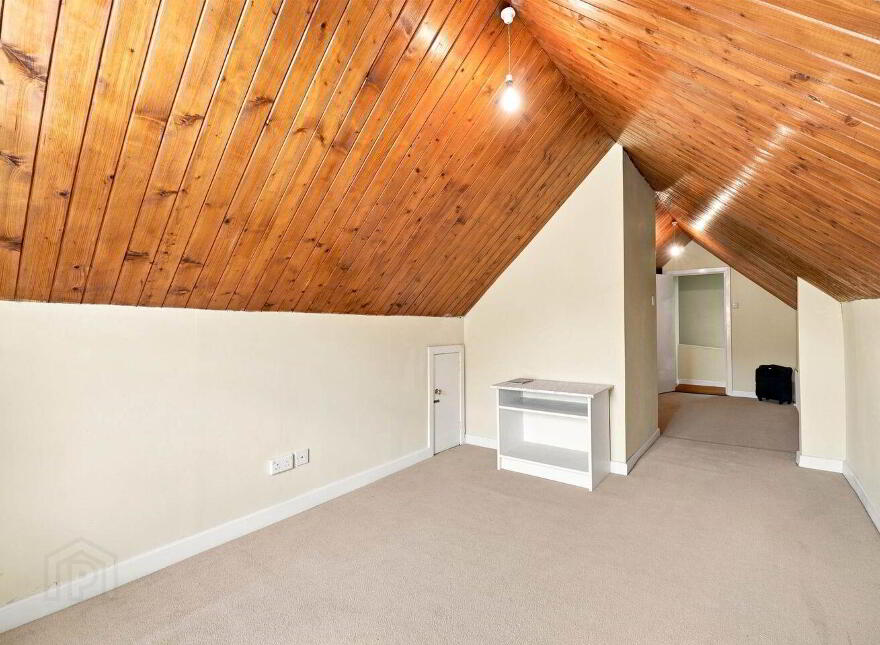 The Willows, Daars, Sallins, W91F5Y4
