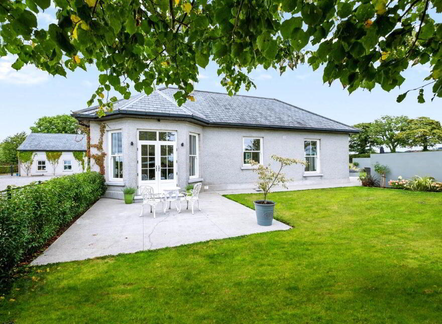 Stone Cross, Eadestown, Naas, W91NDX8