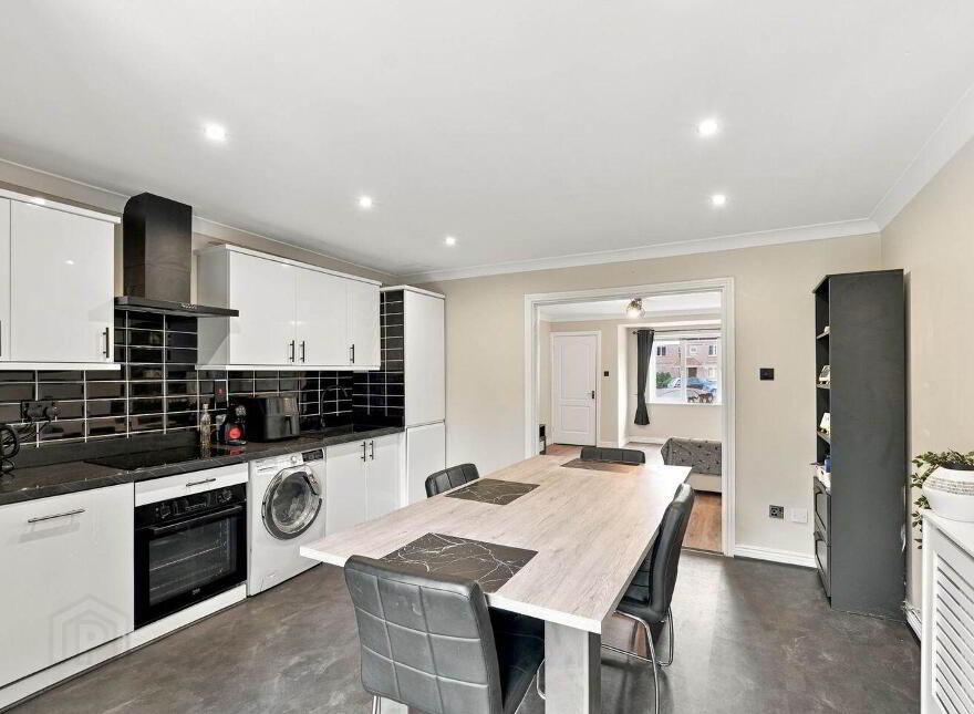 Apt 5, Kerdiff Court, Naas, W91N8X0