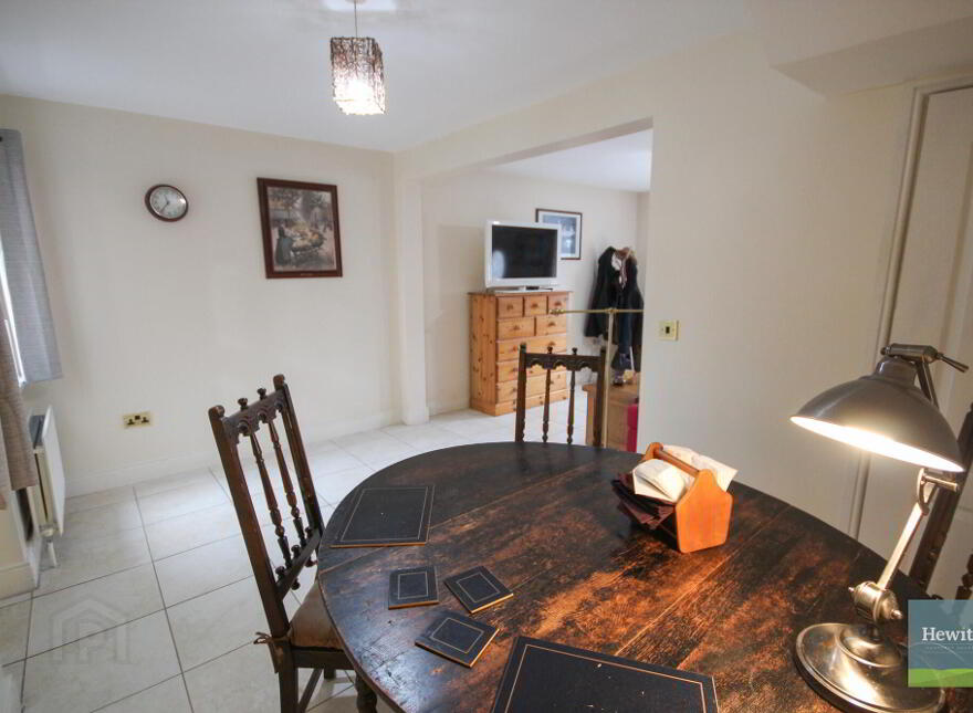 8 Frenchpark Street, Belfast, BT12 6NX