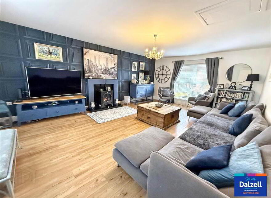 3 Lady Wallace Walk, Lisburn, BT28 3GY