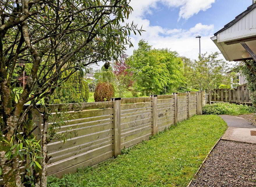 7 Millbank Glen, Dromahair, F91V6V3
