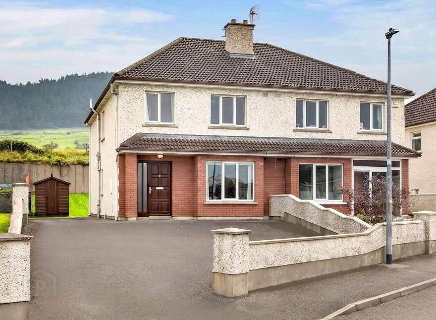 18 The Plains, Strandhill, F91A0V6 photo
