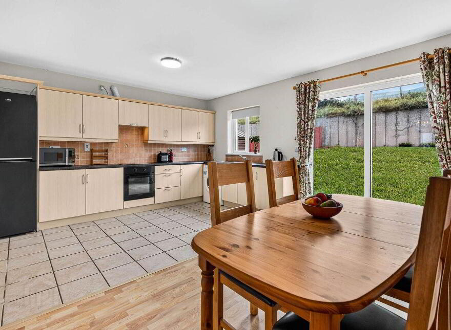 18 The Plains, Strandhill, F91A0V6