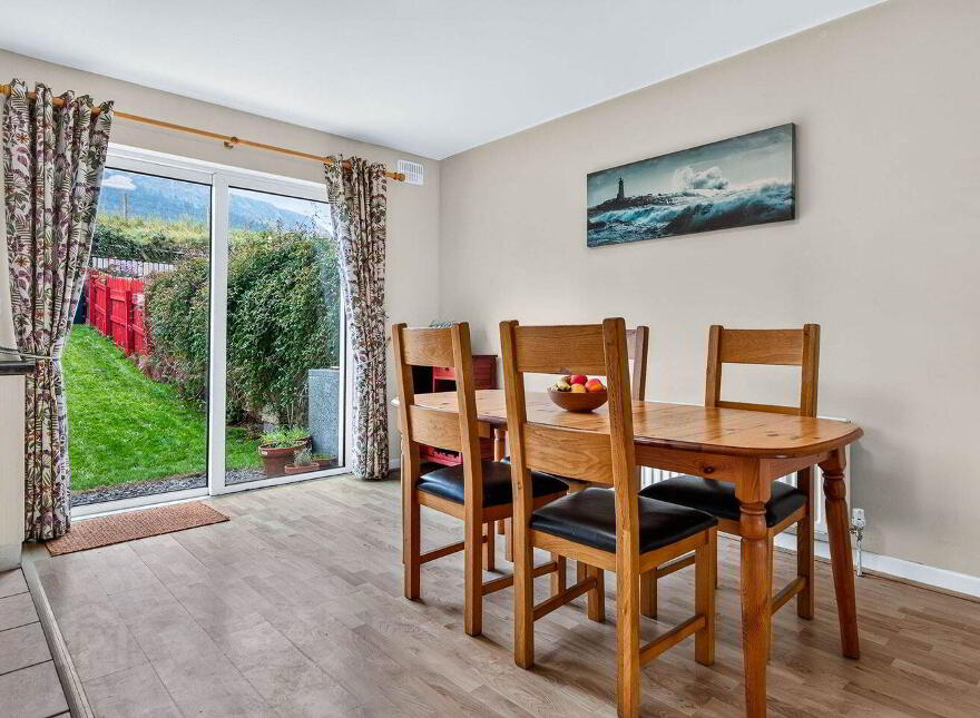 18 The Plains, Strandhill, F91A0V6