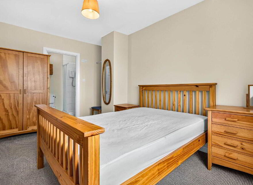 18 The Plains, Strandhill, F91A0V6