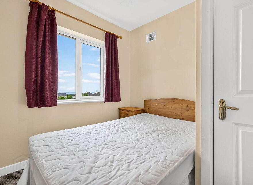 18 The Plains, Strandhill, F91A0V6