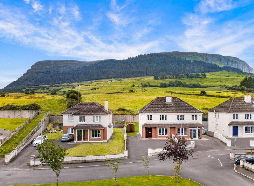 18 The Plains, Strandhill, F91A0V6