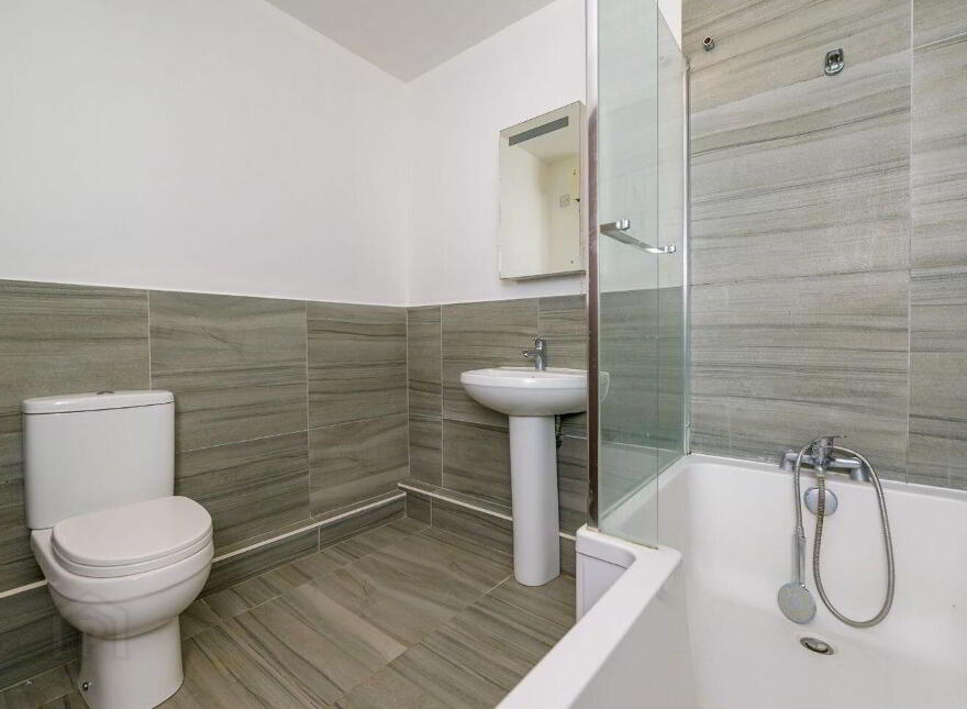 414 An Buiog, Bettystown Town Centre, Bettystown, A92YV0H
